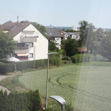 Moderne 2 Zimmer Wohnung In Leinfelden In Hervorragender Lage Und Infrastruktur Buitenkant foto